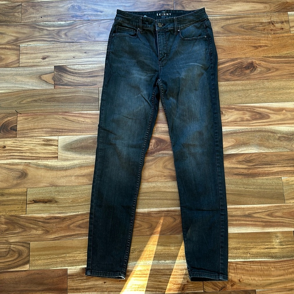 White House Black Market The Skinny Ankle 6L Women’s Jeans